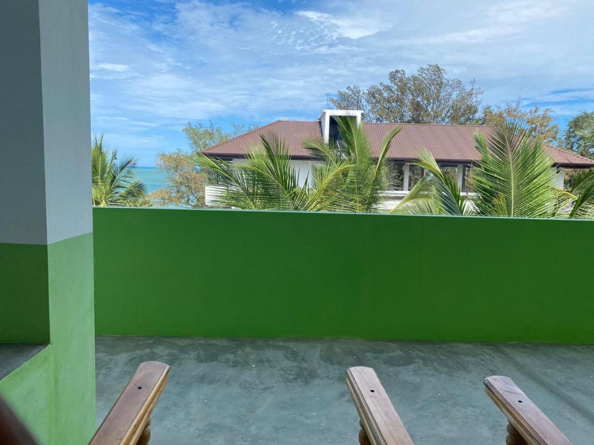 Nice Place Beach Hotel Arugam Bay Exterior foto