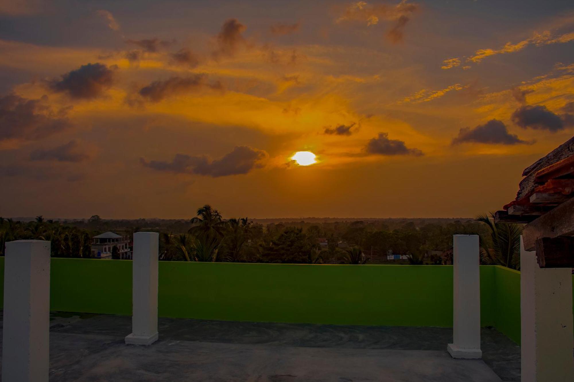 Nice Place Beach Hotel Arugam Bay Exterior foto