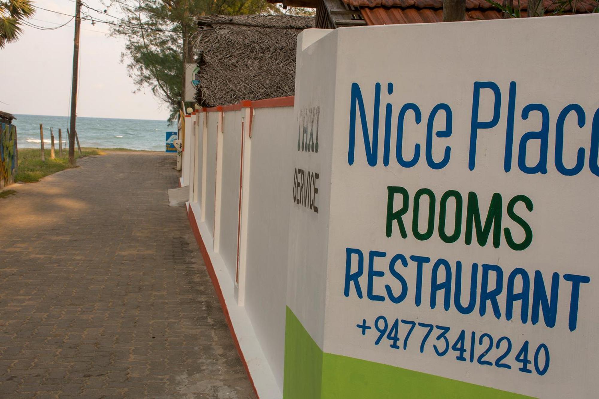 Nice Place Beach Hotel Arugam Bay Exterior foto