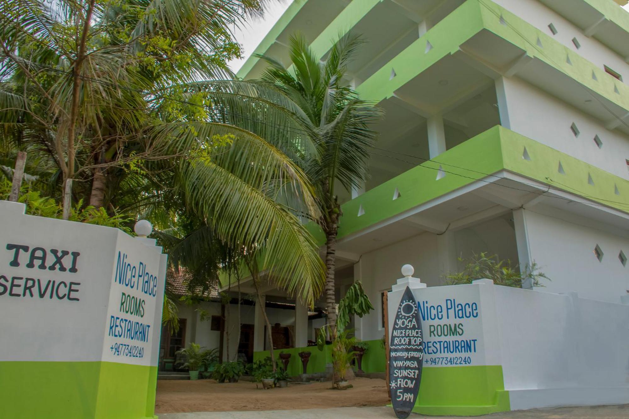 Nice Place Beach Hotel Arugam Bay Exterior foto
