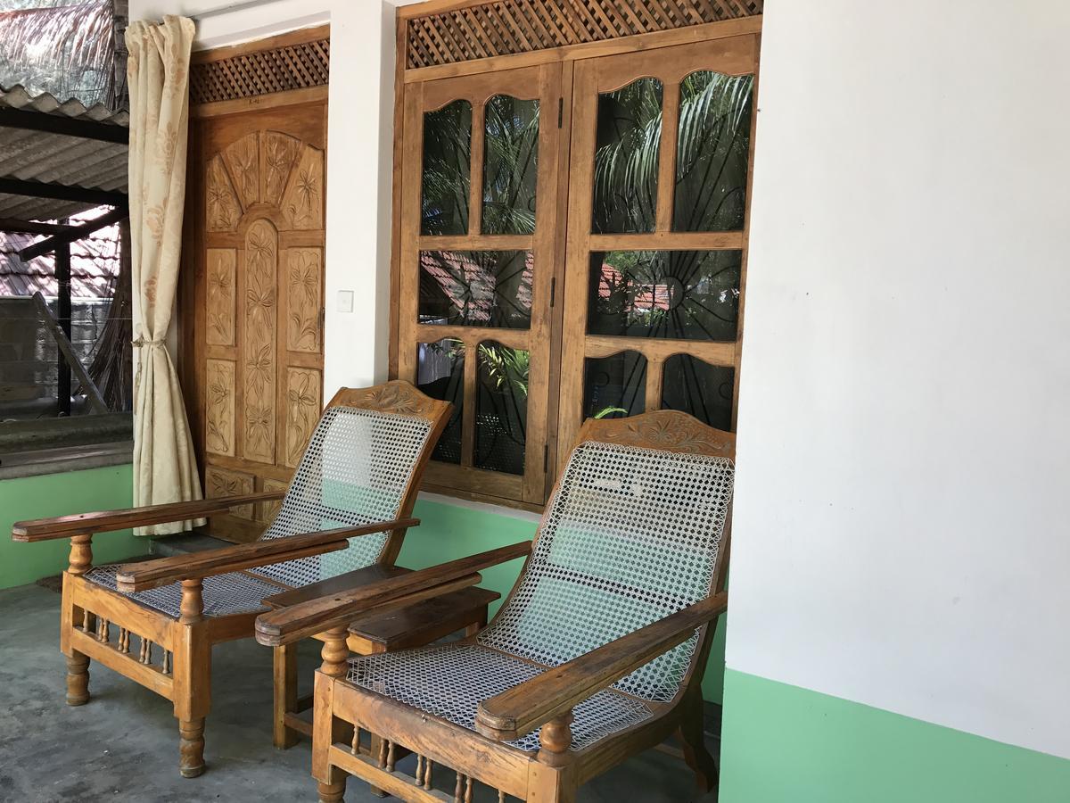Nice Place Beach Hotel Arugam Bay Exterior foto