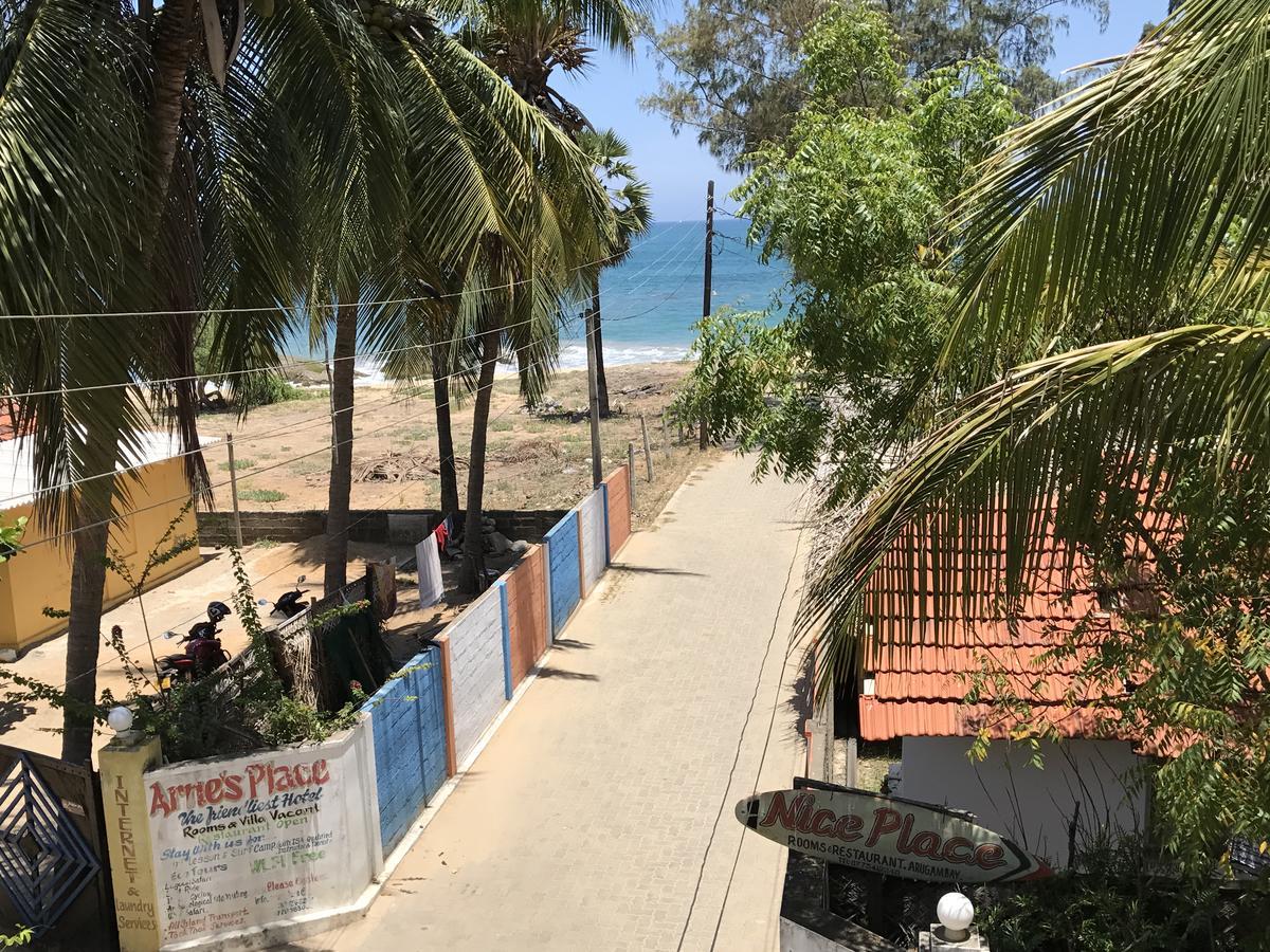 Nice Place Beach Hotel Arugam Bay Exterior foto