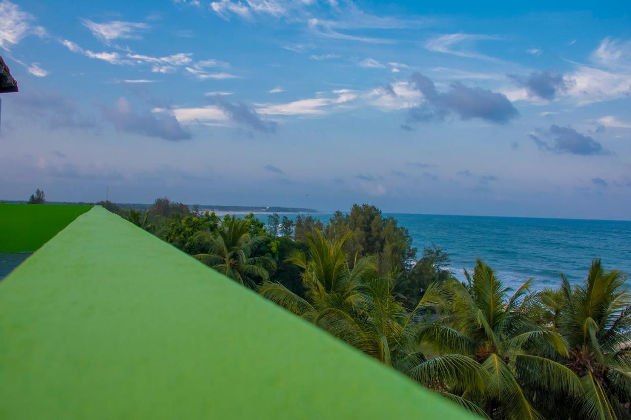 Nice Place Beach Hotel Arugam Bay Exterior foto